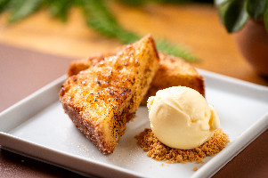 Rabanada com sorvete!