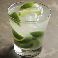 Caipirinha Tradicional de Limão