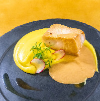 PESCADA AMARELA AO ALBARINO