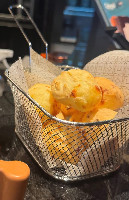 Cestinha de pão de queijo