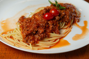 ESPAGUETE A BOLONHESA