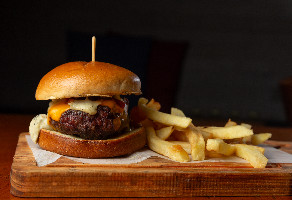 GORGONZOLA BURGER