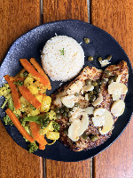 Filé de TILÁPIA grelhada Belle Meunière