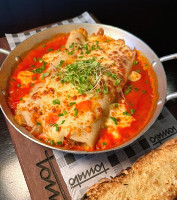 Panqueca de carne e queijo