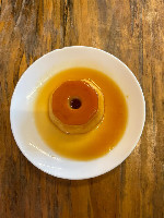 Pudim de leite condensado.