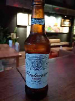 Budweiser zero Long Neck