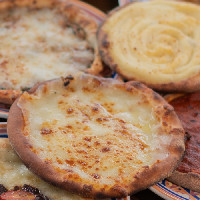 COMBO YALA YALA : 3 ESFIHAS + 1 BEBIDA