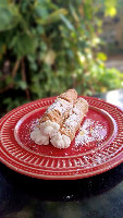 Trio Cannoli