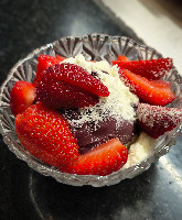 Açaí com Morango e Leite Ninho