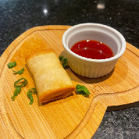 Harumaki de Salmão com requeijão e cebolinha - unidade