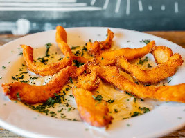 ESPAGUETE ALFREDO COM FRANGO