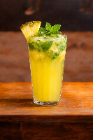 SUCO ABACAXI COM HORTELÃ