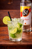CAIPIRINHAS DE CACHAÇA NACIONAL