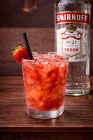 CAIPIRINHAS DE VODKA NACIONAL