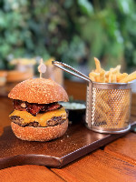 BURGER DE COSTELA, o campeão de vendas!
