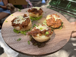 Bruschettas no pão de queijo