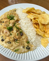 Frango ao molho curry
