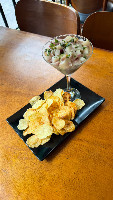 CEVICHE DE TILÁPIA COM BATATA CHIPS