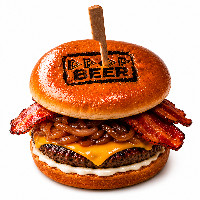 X-Bacon com batatas fritas.