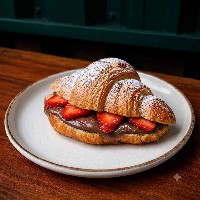 CROISSANT COM NUTELLA