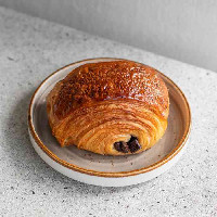 PAIN AU CHOCOLAT