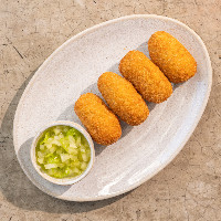 Bolinho de Arroz com Costela