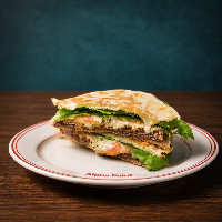 BEIRUTE ROSBIFE