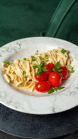 Fettuccine Caprese