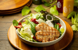 Frango Grelhado + Salada