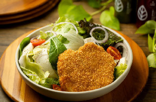 Frango Crocante + Salada