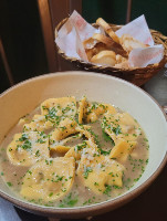 SOPA DE CAPELETTI