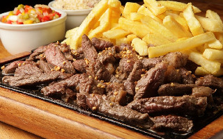 Contra Filé com Fritas