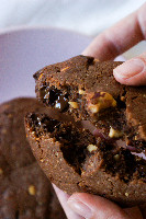 Cookie cacau avelã e chocolate