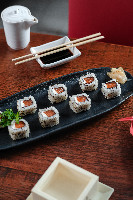 Uramaki Filadélfia - 08 Und.