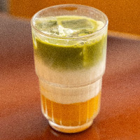 Matcha Latte Especial de Frutas Amarelas