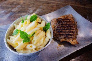 Ancho grelhado com Penne