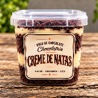 Bolo no pote chocolate com creme de natas