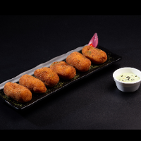 Bolinho Quatro Queijos (6un)