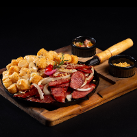 Mandioquinha com Calabresa (350g)