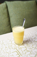 Suco de Laranja com Abacaxi e Capim Santo