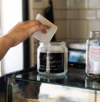 Caffè Sospeso - Deixe um café pago para outra pessoa como forma de gentileza.