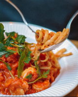 Linguine com camarões