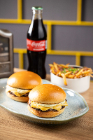 2 Dumbo + 1 Mini Cheddar Fries + 1 Refrigerante