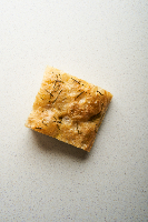 Focaccia Sal Grosso e Alecrim