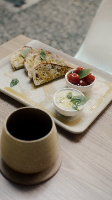 TOMATO TOAST