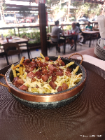 Batata frita com Cheddar e bacon