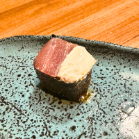 Maki de Atum meio a meio - unidade