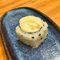 Uramaki de Salmão philadelphia - unidade
