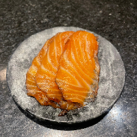 Carpaccio de Salmão black - Porção com 3 lâminas