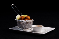 BOLINHO DE BACALHAU(08 UNIDADES).